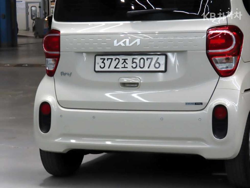 2022 - kia ray