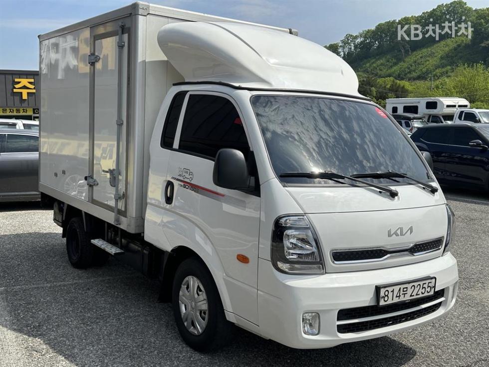 2023 - kia bongo iii