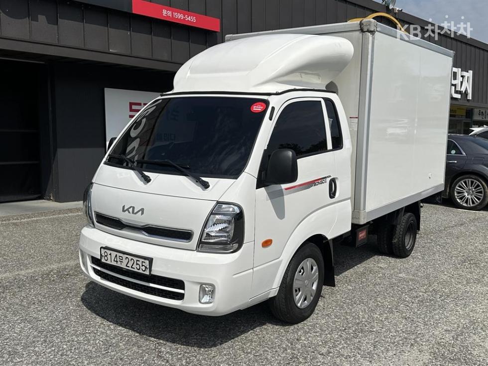 2023 - kia bongo iii