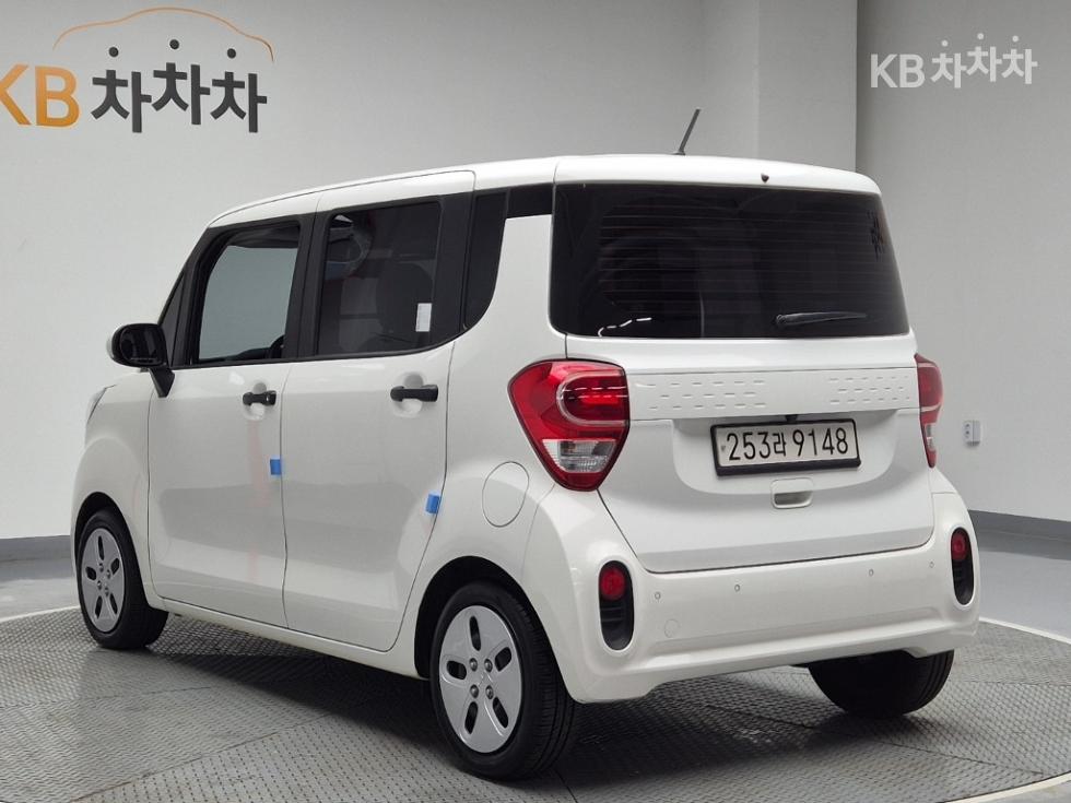2022 - kia ray