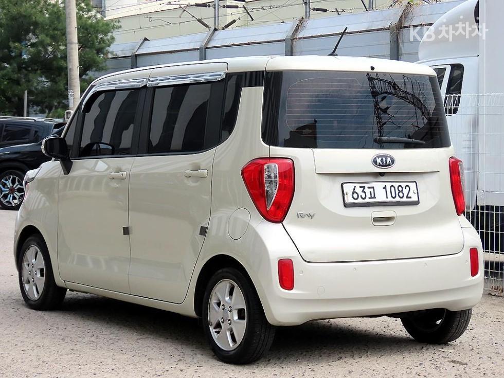 2013 - kia ray