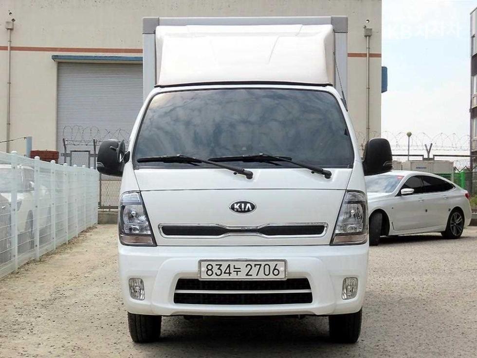 2020 kia bongo iii