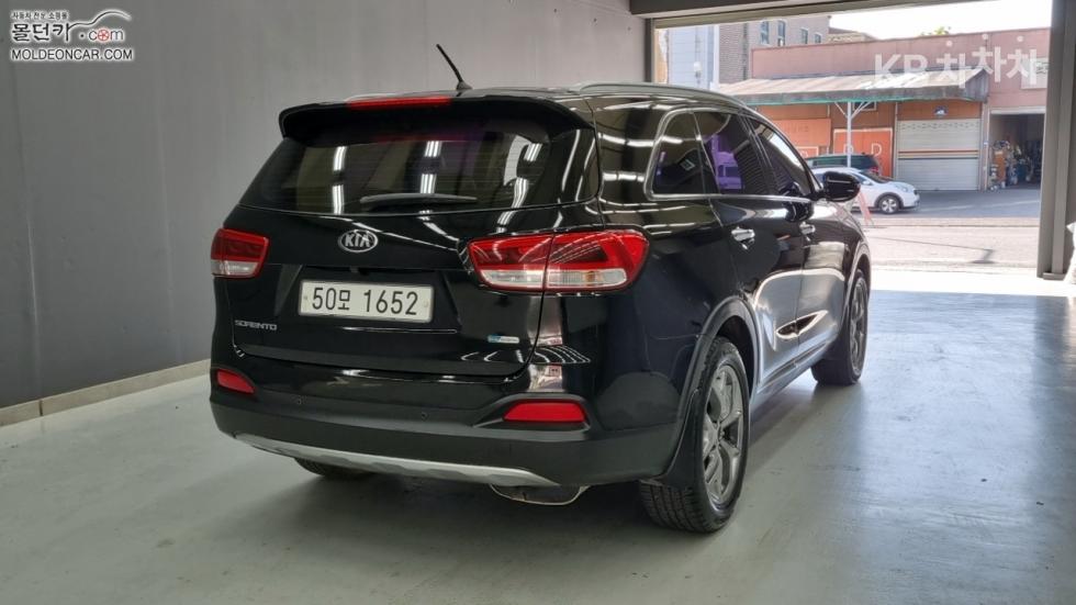 2016 - kia sorento