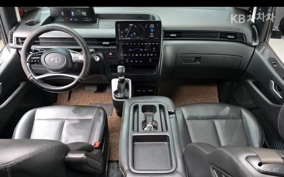 Hyundai Staria — miniaturë 10