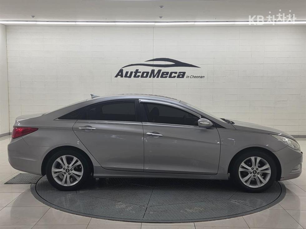 Hyundai Sonata — miniaturë 4