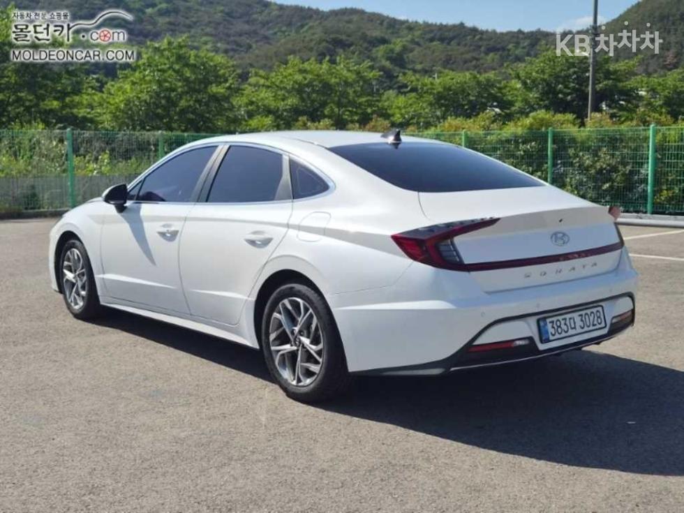Hyundai Sonata — miniaturë 14