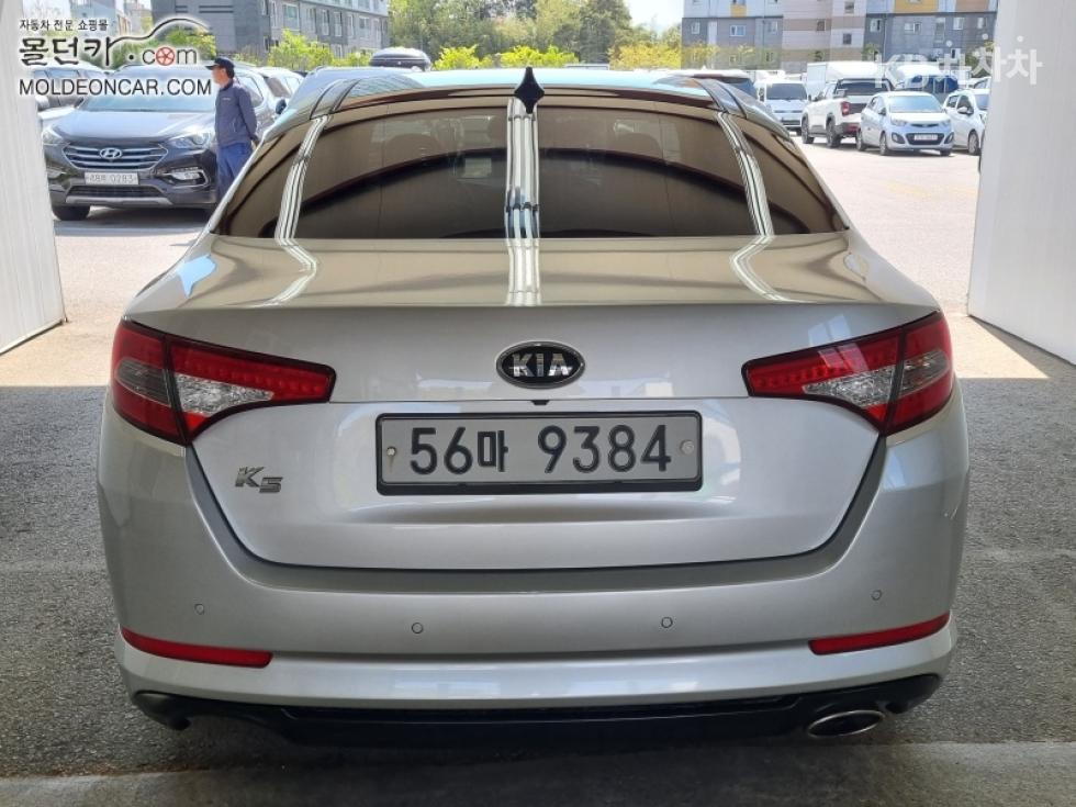Kia K5 — miniaturë 4