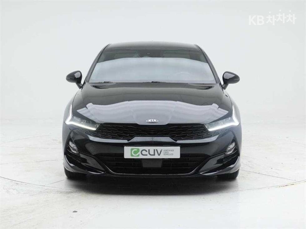 2021 - kia k5