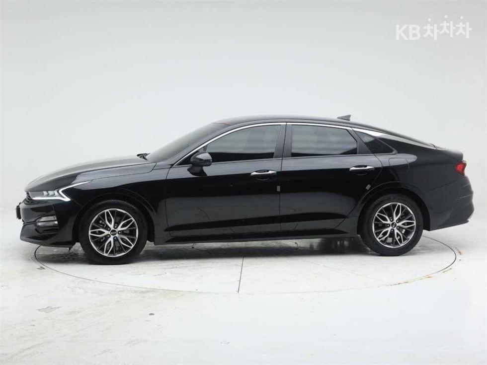 2021 - kia k5