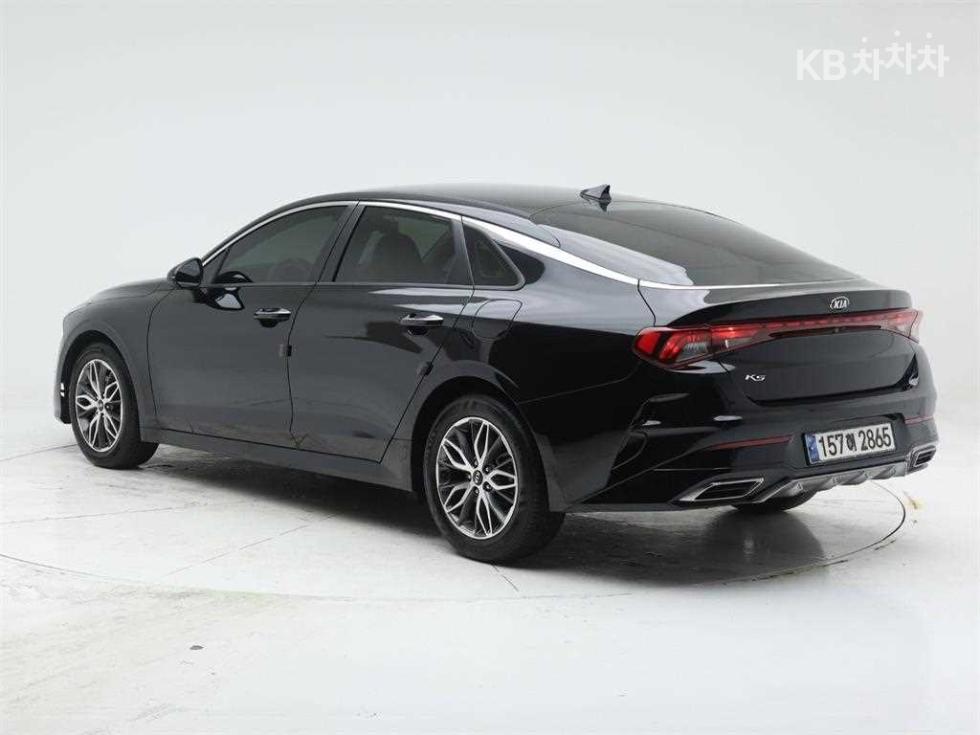 2021 - kia k5