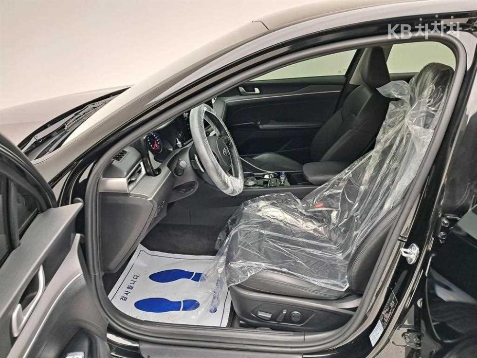 2021 - kia k5