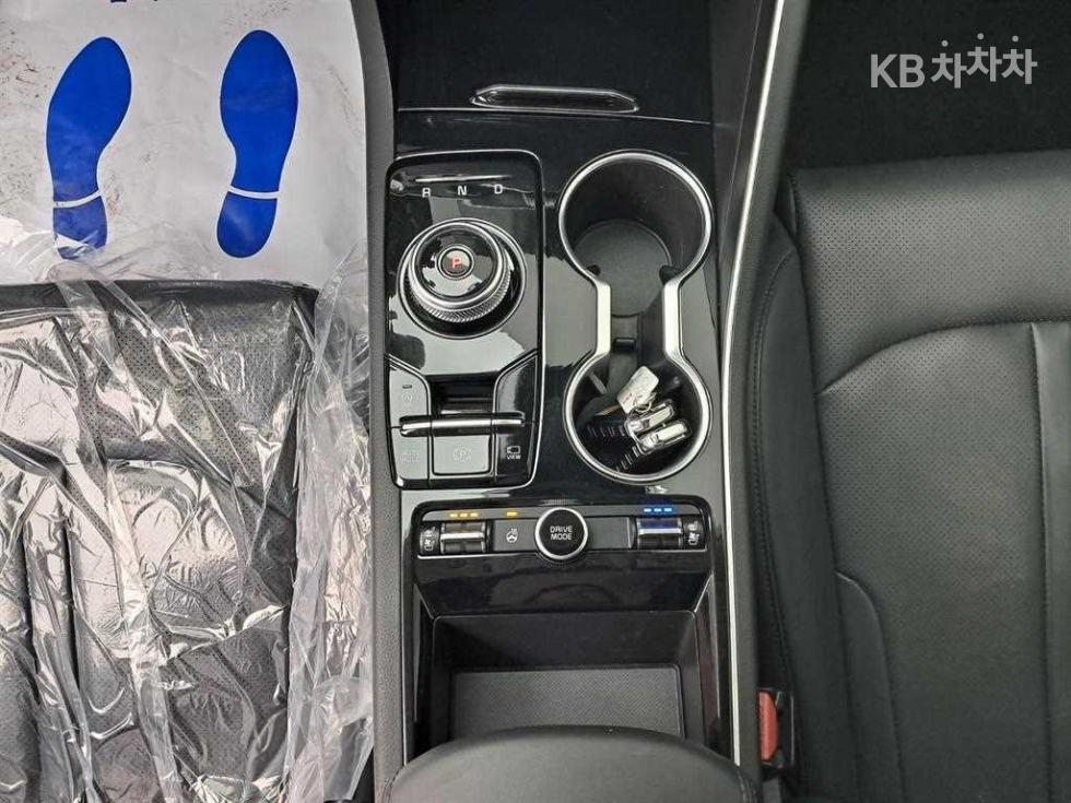 2021 - kia k5