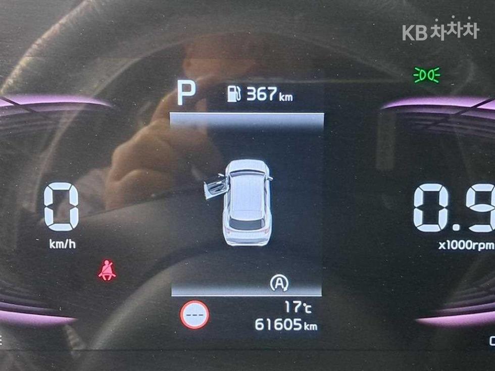 2023 - kia sportage
