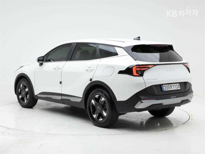 Kia Sportage 1.6 Gasoline Turbo 2WD Prestige 5