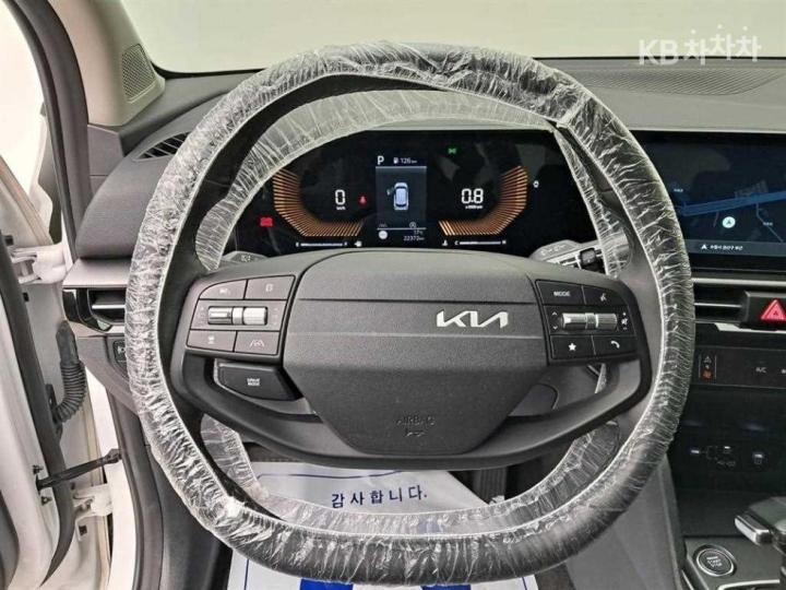 Kia Sportage 1.6 Gasoline Turbo 2WD Prestige 8