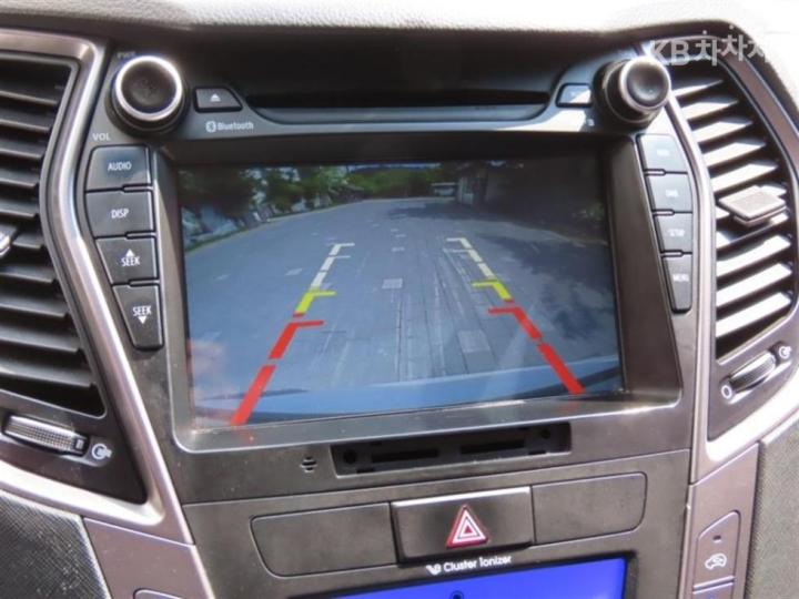 Hyundai Santa Fe DM R2.0 2WD PREMIUM Base Type 10