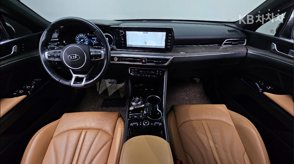 2021 - kia k5