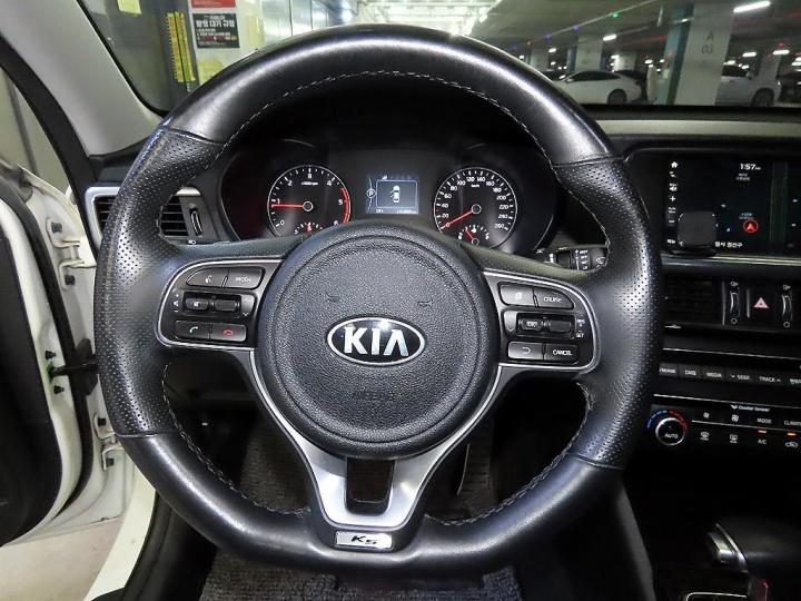 Kia K5 1.7 Diesel SX Noblesse Special 9