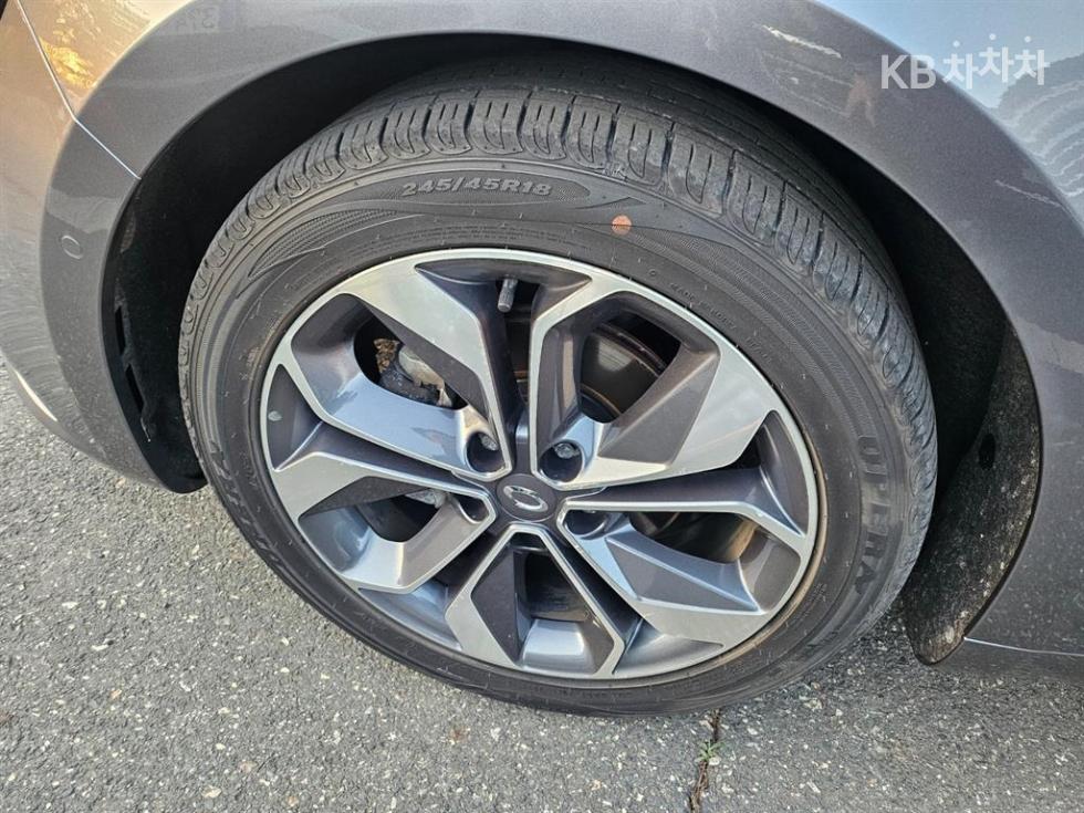 Renault Samsung SM6 — miniaturë 3