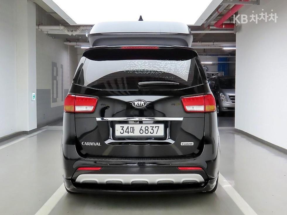 2018 - kia carnival