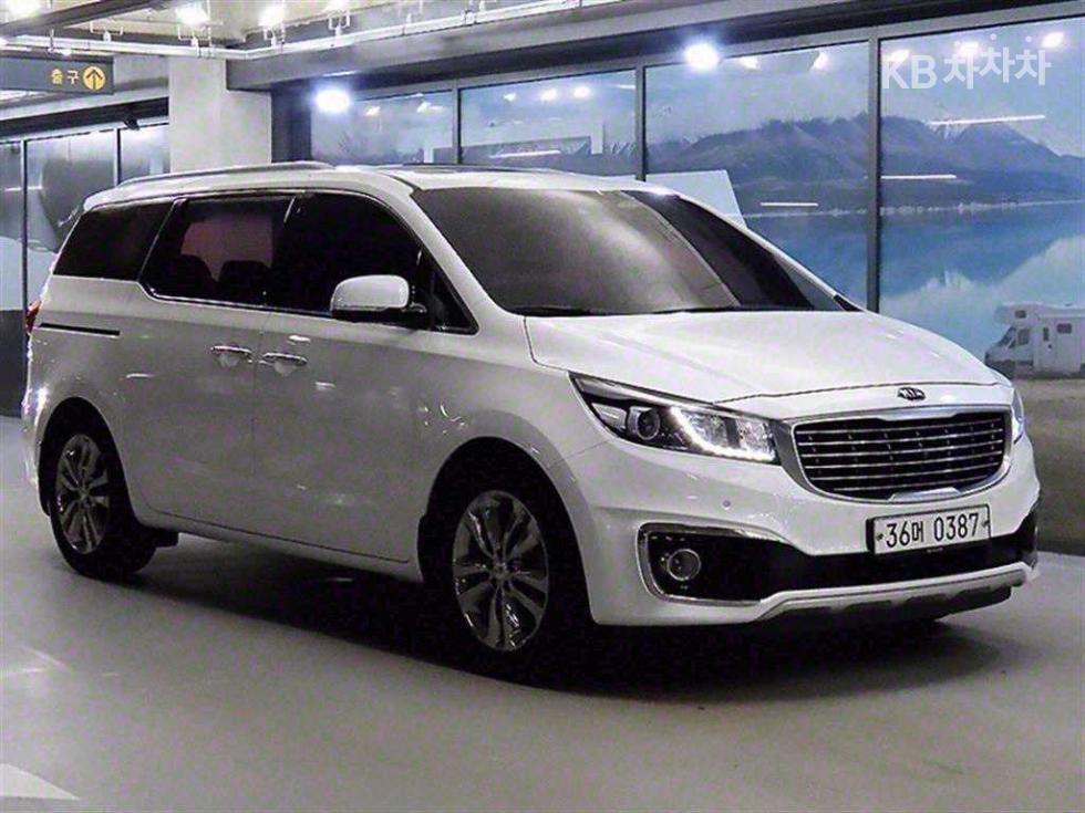 2017 - kia carnival