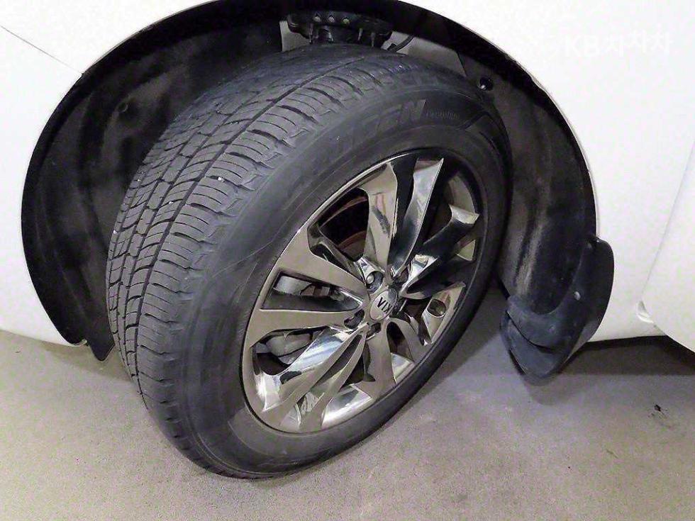 2017 - kia carnival