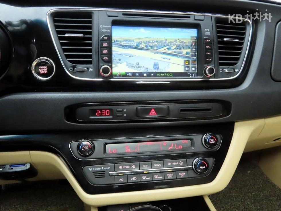 2016 - kia carnival