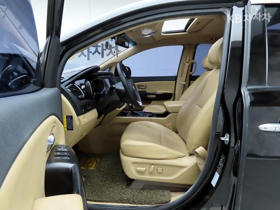 2016 - kia carnival
