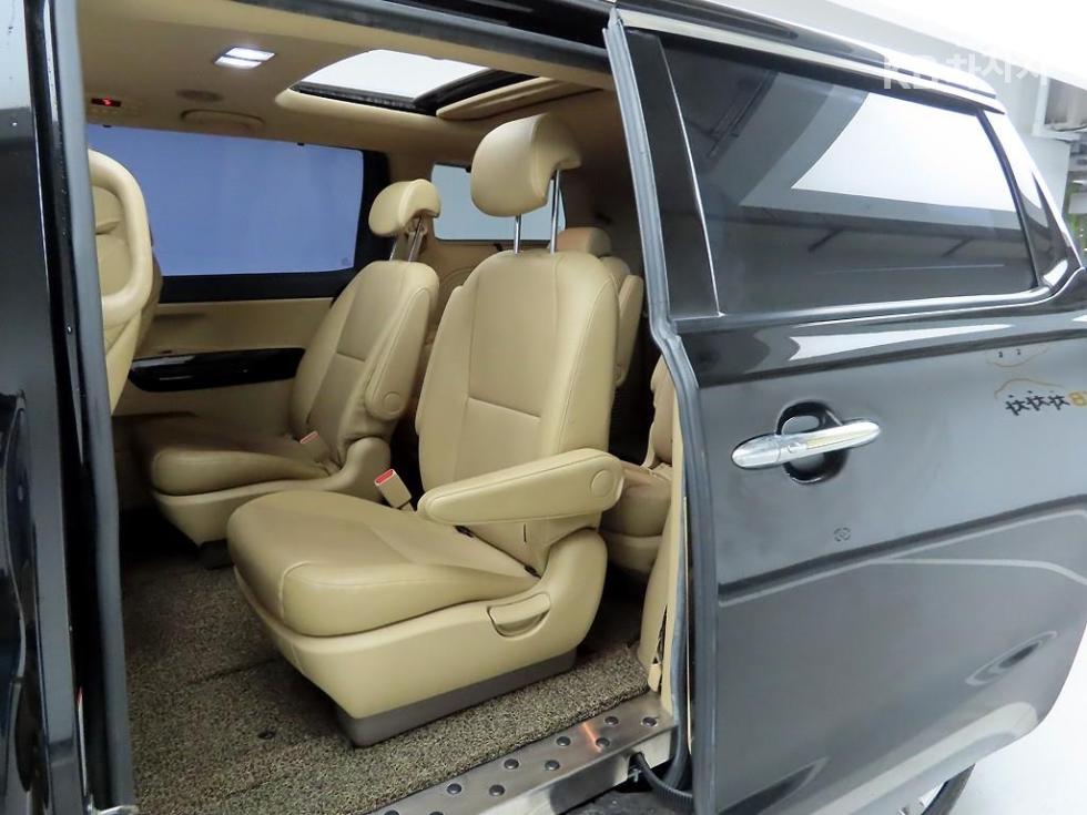 2016 - kia carnival