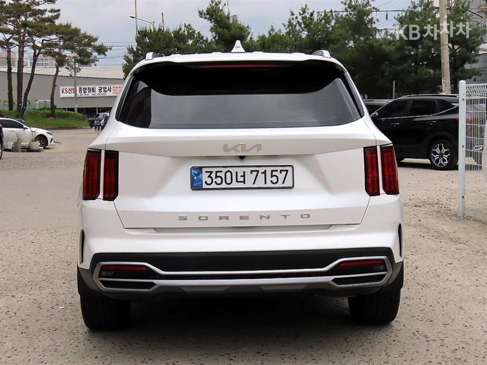 2022 - kia sorento