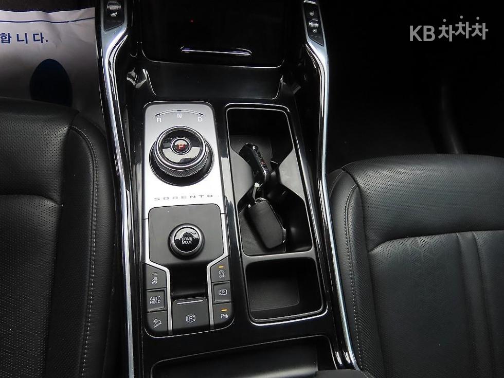 2022 - kia sorento