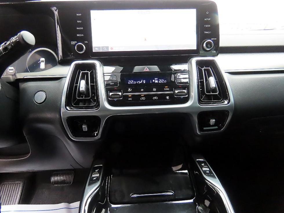 2022 - kia sorento