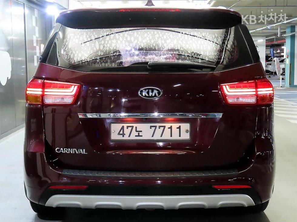 2016 - kia carnival