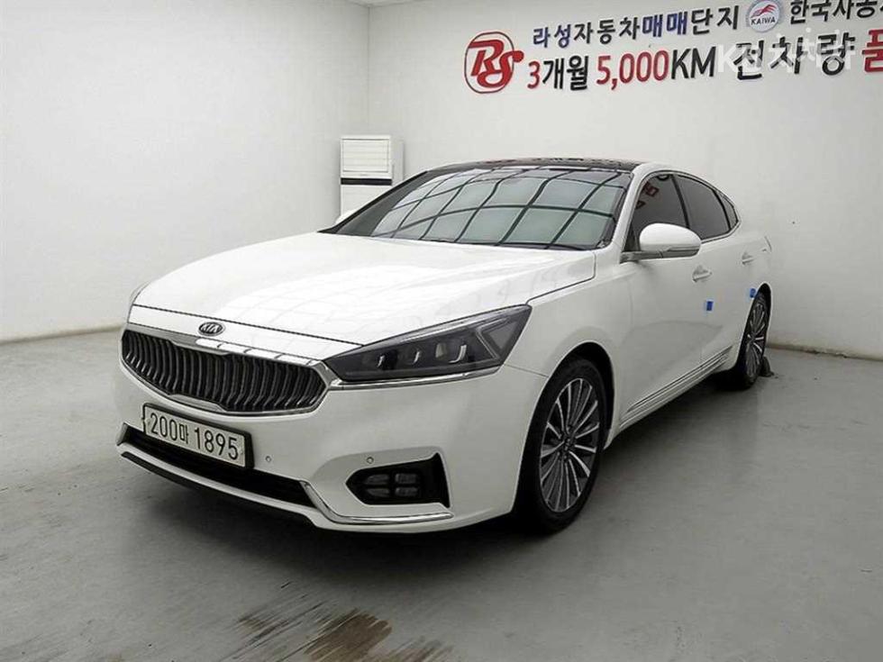 2019 - kia k7