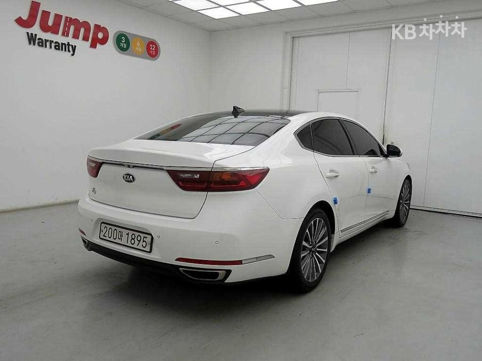 2019 - kia k7
