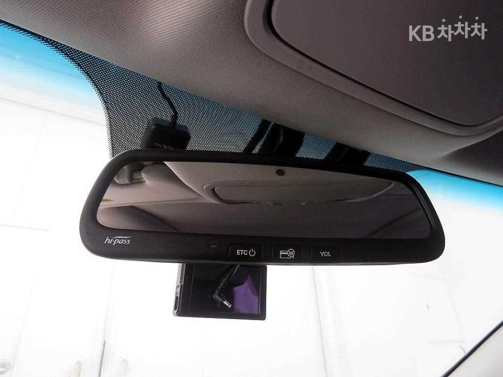 2019 - kia k7