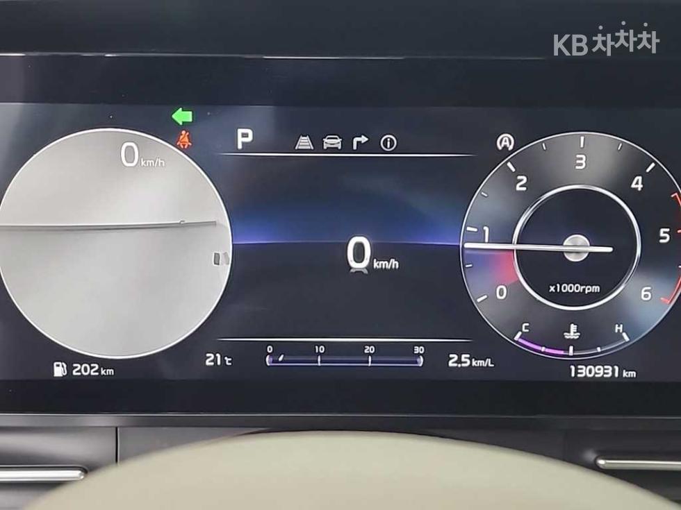 2021 Kia 4 photo