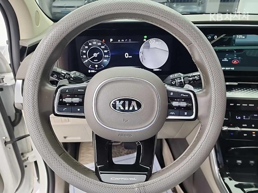 2021 Kia 4 photo