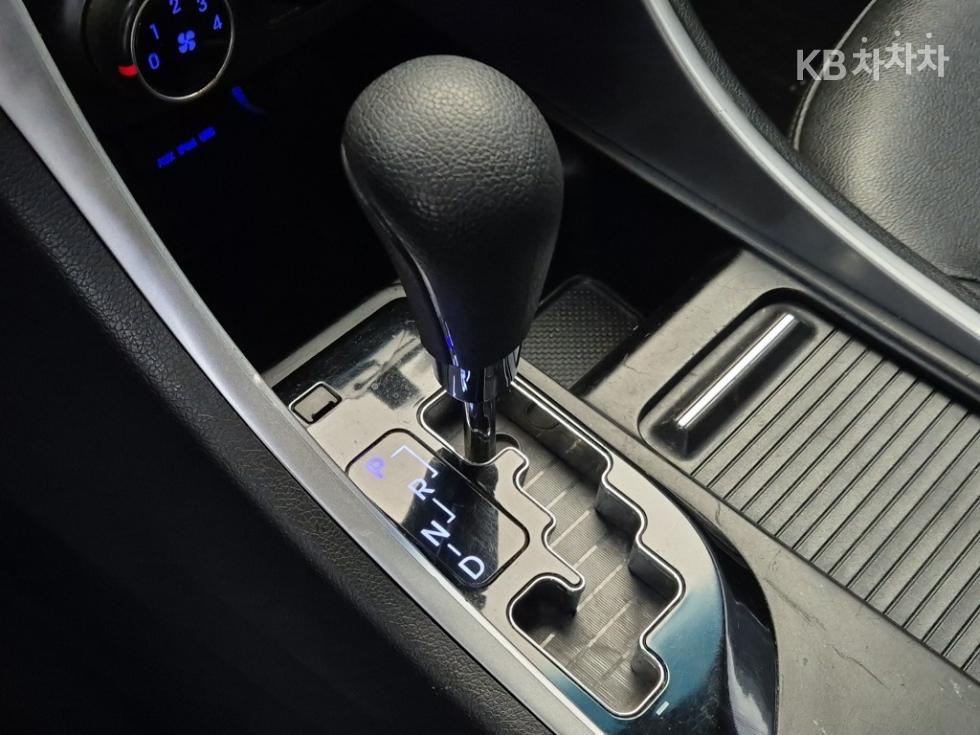 Hyundai Sonata — miniaturë 8
