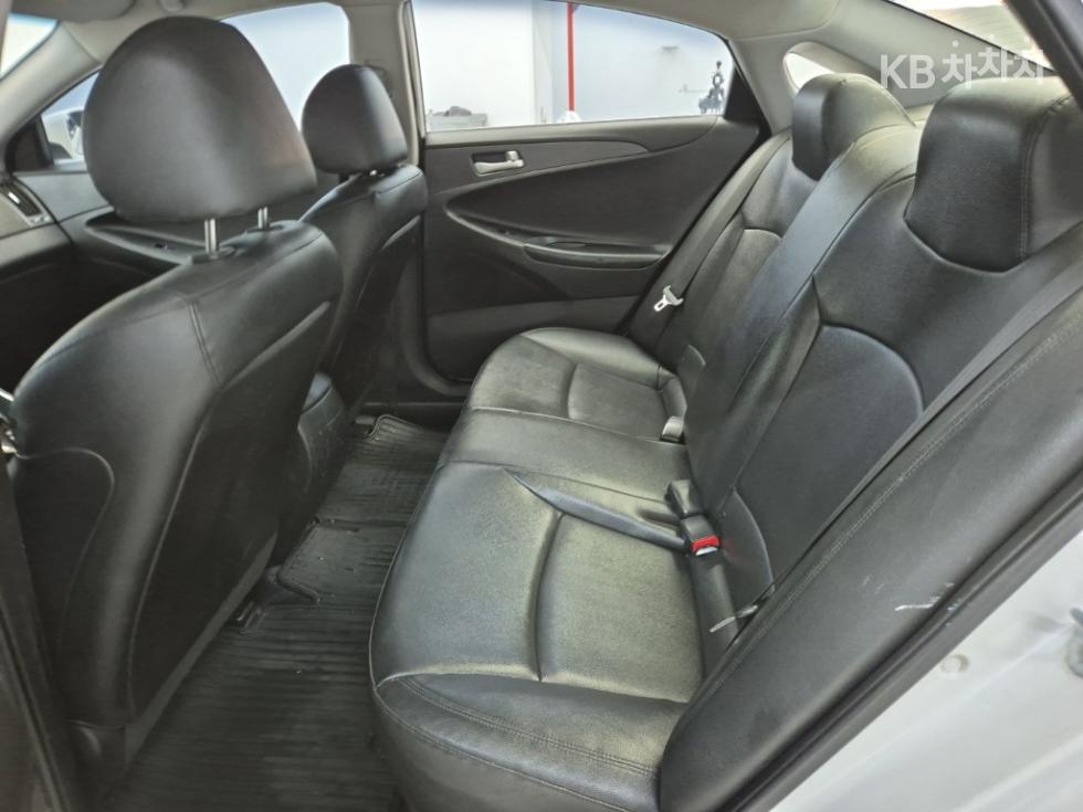 Hyundai Sonata — miniaturë 12