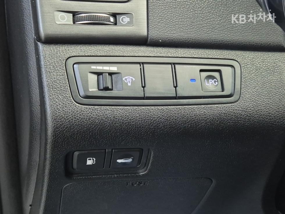 Hyundai Sonata — miniaturë 16