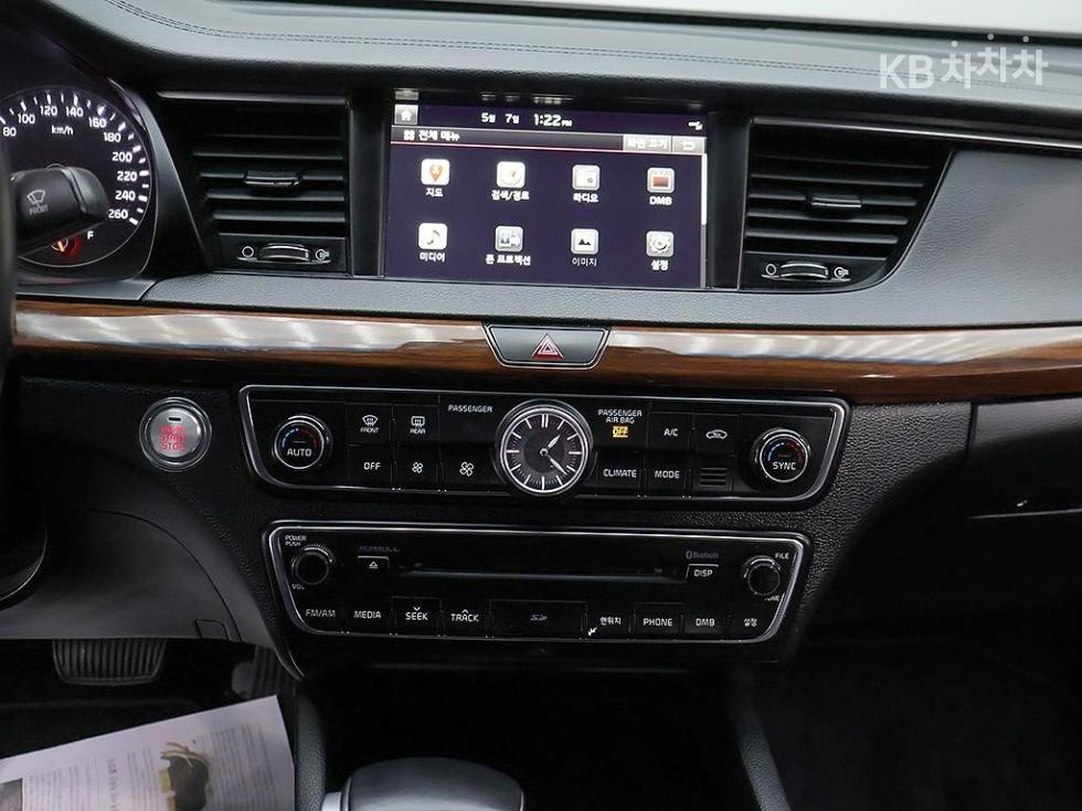 2016 - kia k7