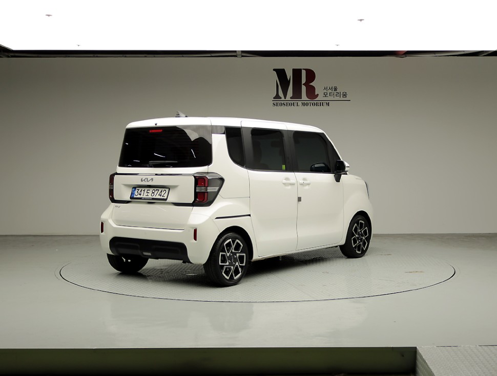 2022 - kia ray