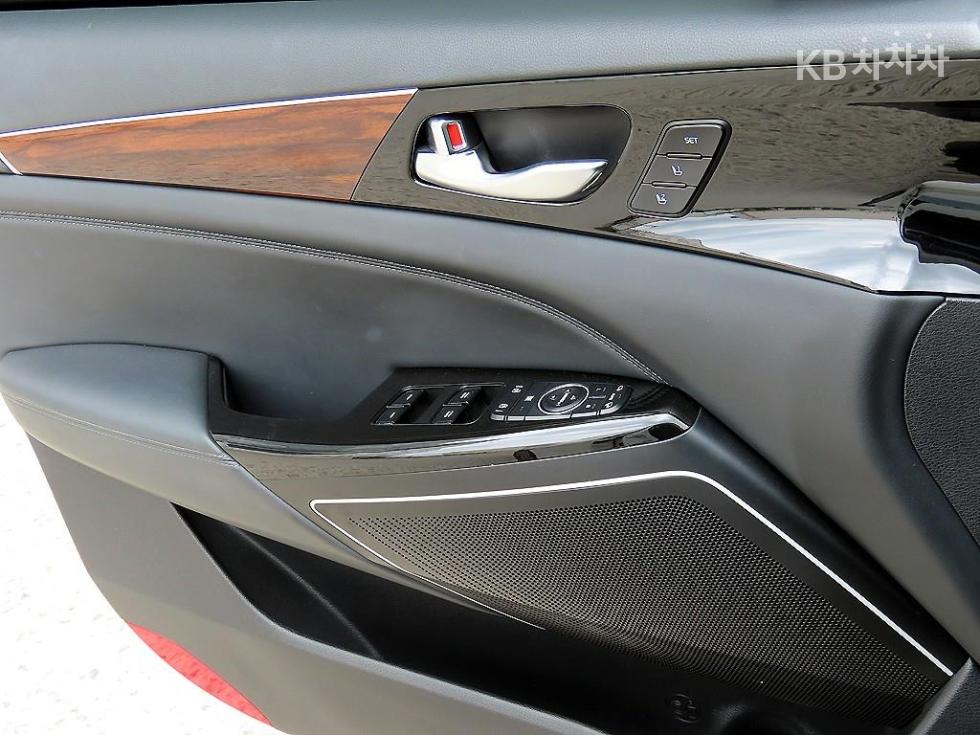 2016 - kia k7