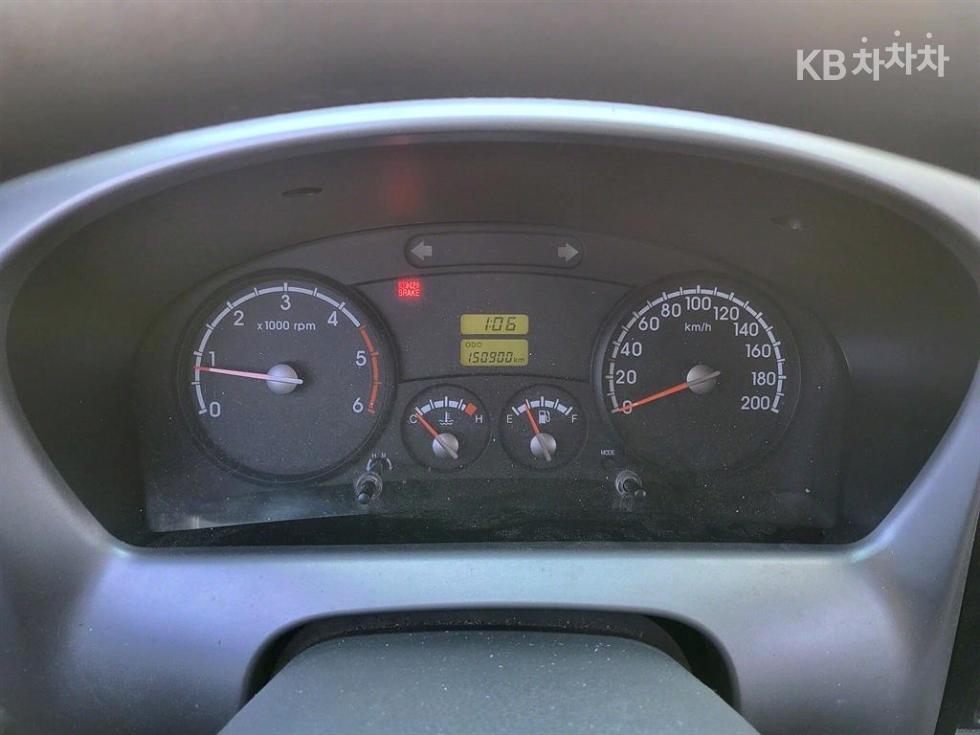 2016 - kia bongo iii