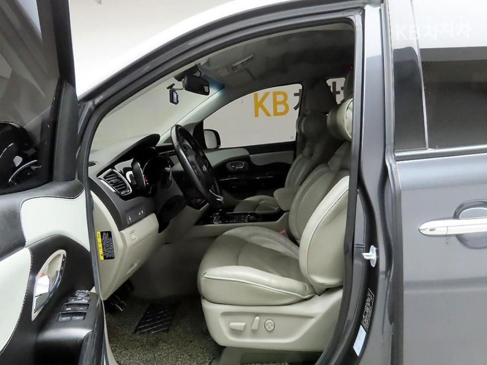 2016 - kia carnival