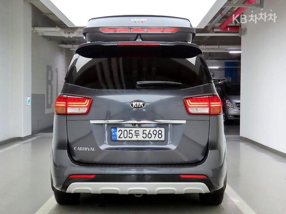 2016 - kia carnival