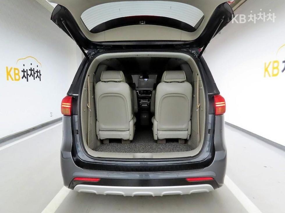 2016 - kia carnival