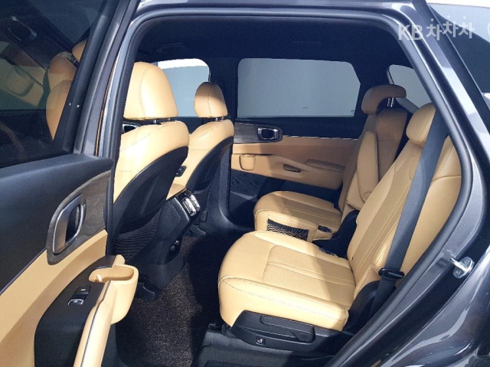 2021 - kia sorento