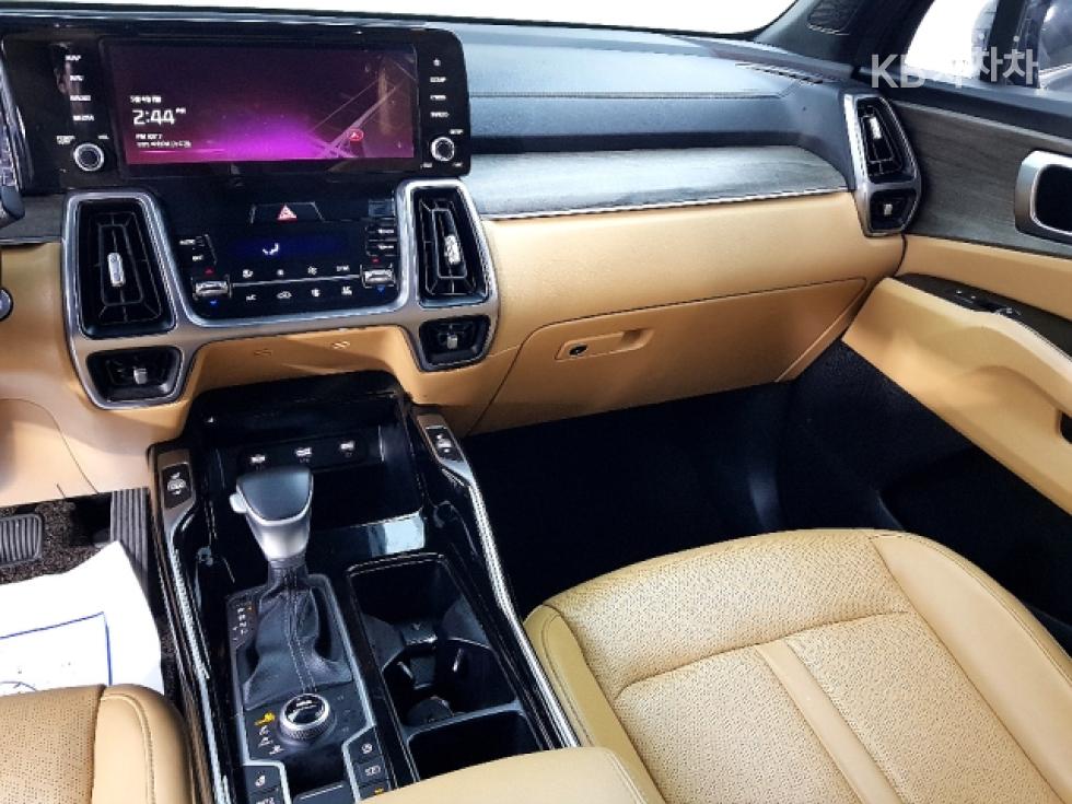 2021 - kia sorento